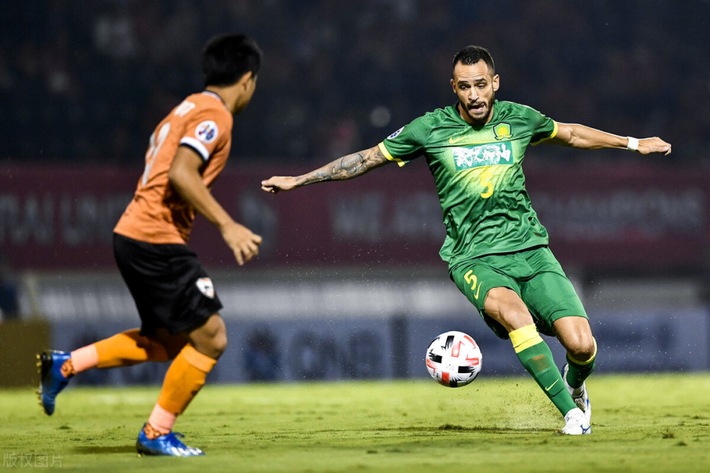 皇家社会发布备战花絮,窗口期强势反弹,亚冠任务艰巨,轮换策略成焦点 皇家社会发布备战花絮,窗口期强势反弹,亚冠任务艰巨,轮换策略成焦点