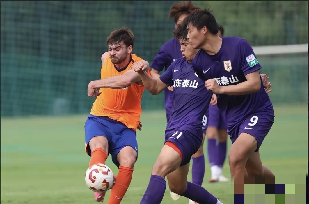 米兰体育入口-中超清晨再迎强敌；那不勒斯调整名单；主帅态度——质疑声仍在；训练强度明显提升