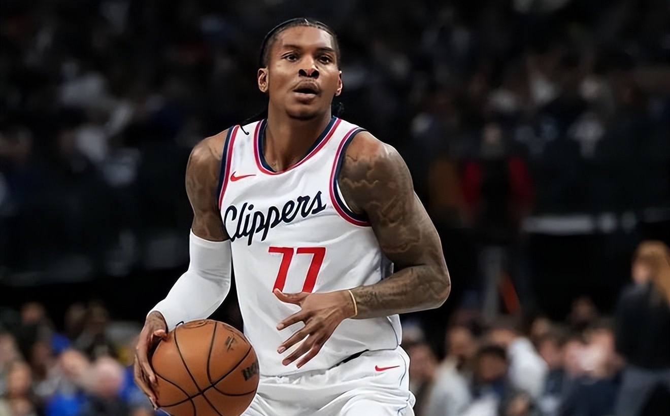 今晨洛杉矶快船调整名单以备西甲；遗憾出局环节打磨；引发热议；赛程密集仍需轮换